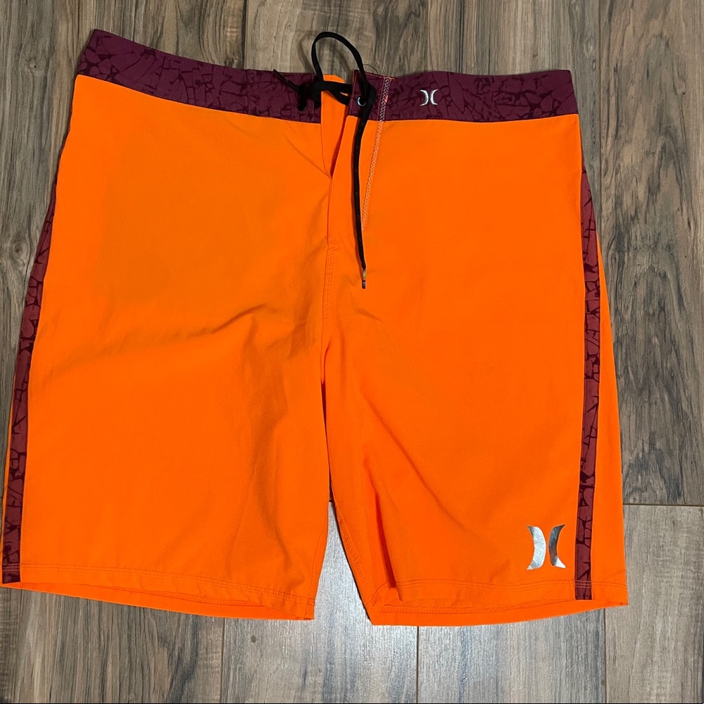 Men’s size 38 board shorts